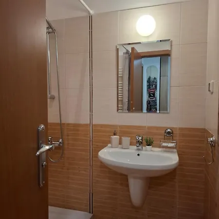 Appartement For Rest In